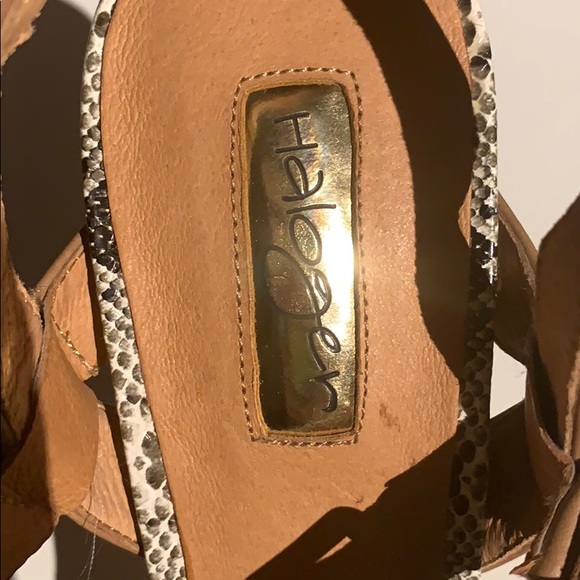 Snakeskin Heels - Picture 2 of 5